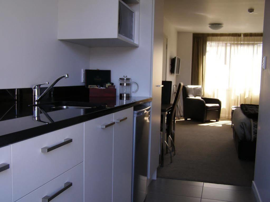 Bellano Motel Suites Крайстчерч Екстер'єр фото A studio apartment in New Zealand